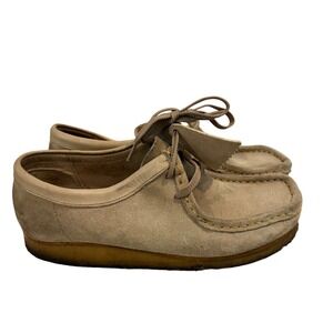 Clarks Wallabees Women's 8.5 M Taupe Suede Leather Lace Up Shoes Crepe Sole